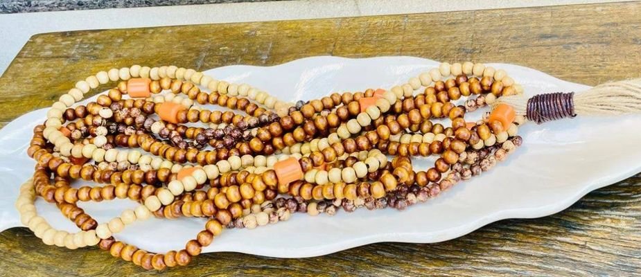 Como usar colar de mesa: transforme sua decoração com estilo e elegância