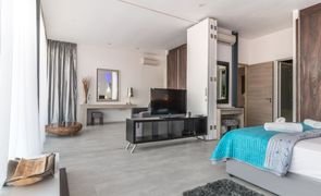 apartamento com moveis decorativos e organizados